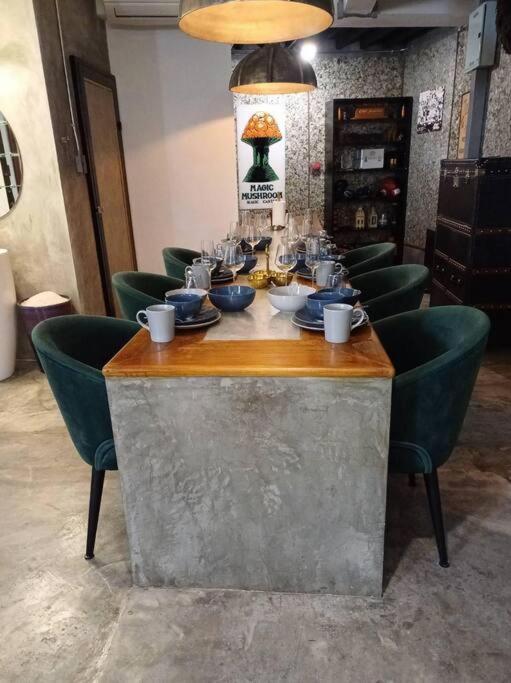 Get High High Bkk, Korean Town, Classy The Cozy Cocoon Pangsapuri